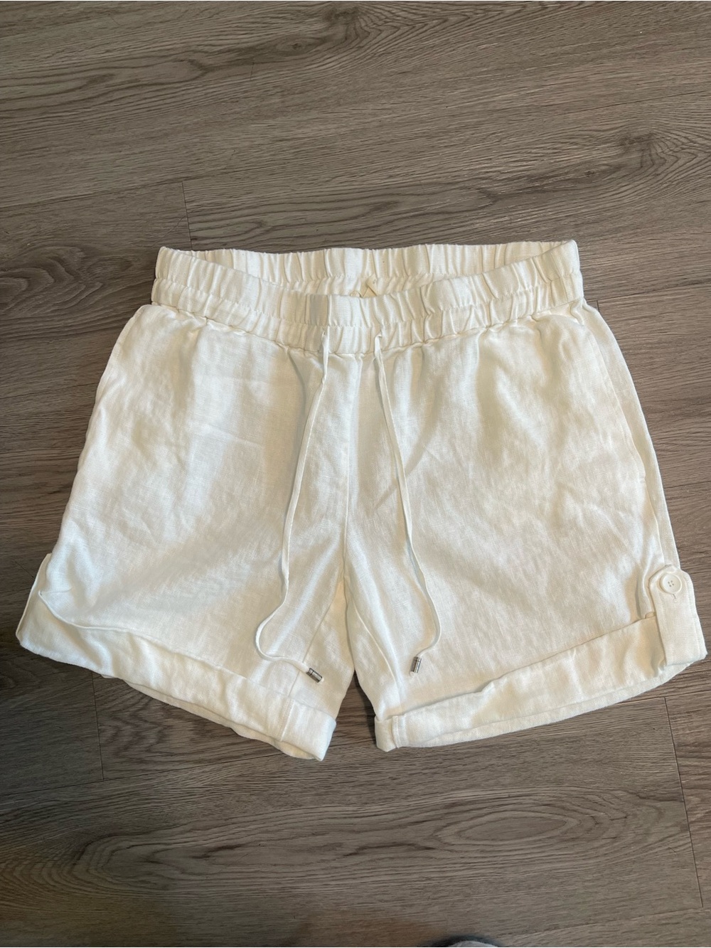 Eileen Fisher Cream Elastic Waist Linen-Blend Shorts
